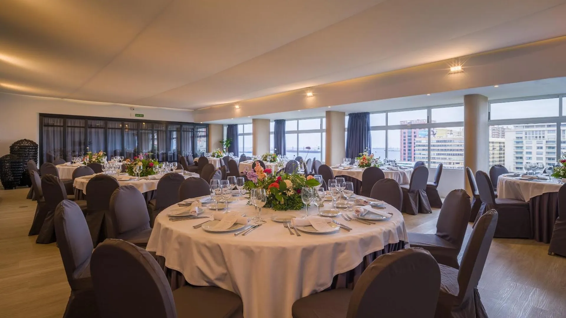לאס פאלמס דה גראן קנאריה Sercotel Hotel Parque 3*, לאס פאלמס דה גראן קנאריה